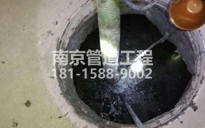 216青浦清理化粪池
